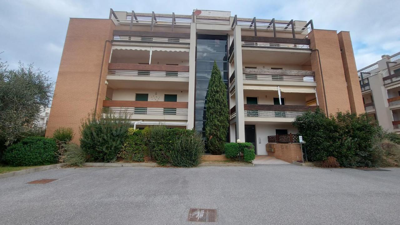 Appartamento Santa Costanza Con Piscina سان فينتْشينسو المظهر الخارجي الصورة